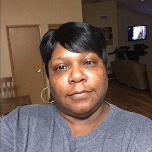 Meet your Posher, Annette