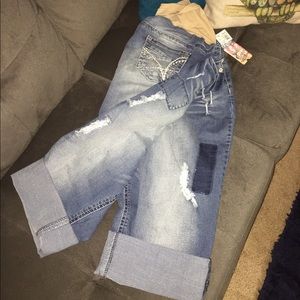 Plus size maternity jeans
