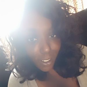 Meet your Posher, Donella