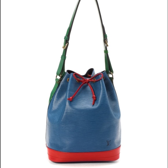 LOUIS VUITTON
 Shoulder bag