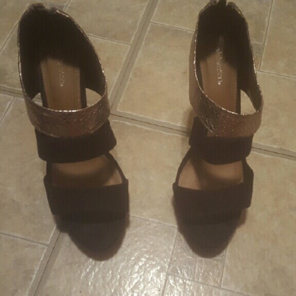 xhilaration heels