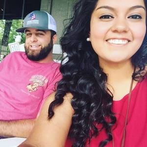 Meet your Posher, Lola