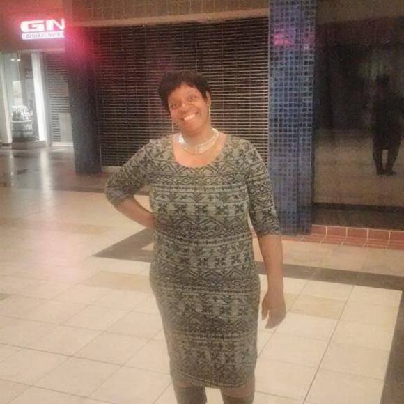 Meet your Posher, Rhonda - Picture 1 of 1