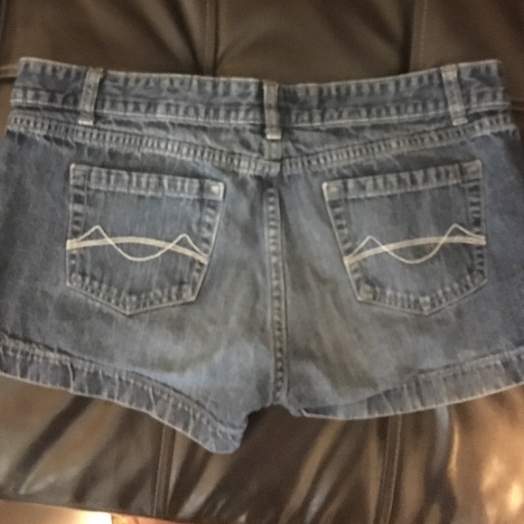 Mossimo shorts. 2" inseam.