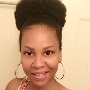 Meet your Posher, Tiffany