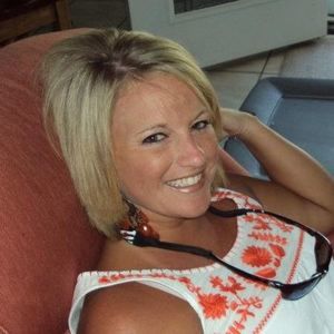 Meet your Posher, Melissa ann