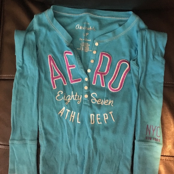 Era Postel longsleeve lightweight shirt