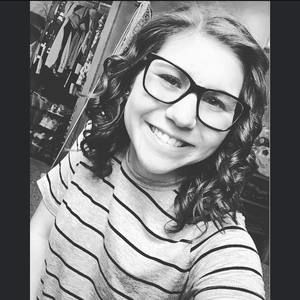 Meet your Posher, Cortney