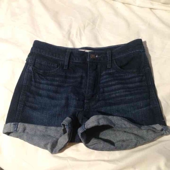 Hollister high waisted shorts