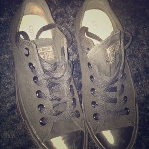 ⚠24 HOUR SALE ⚠️ LOW TOP CONVERSE