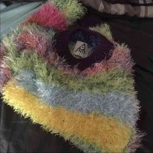 💩sold 💩UNIF FURBY Sweater