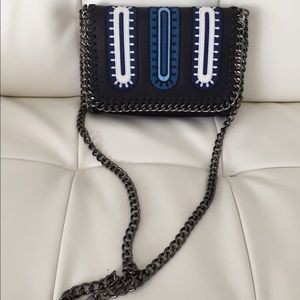 Black cross body chain bag