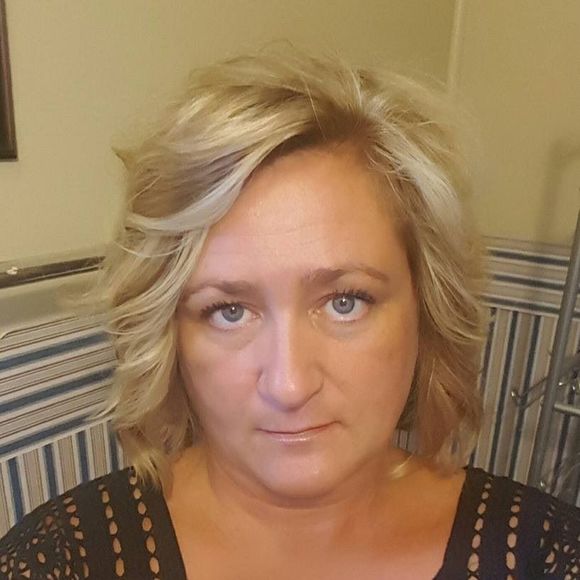 Meet your Posher, Michele