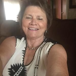 Meet your Posher, Joann