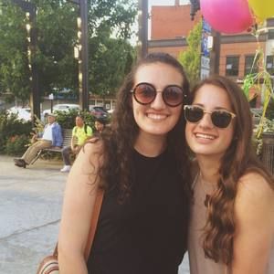 Meet your Posher, Julia