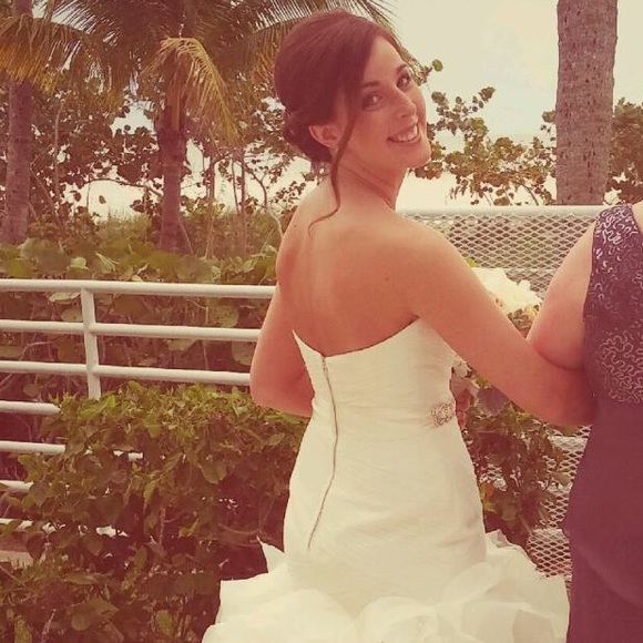 Meet your Posher, Christa - Picture 2 of 4