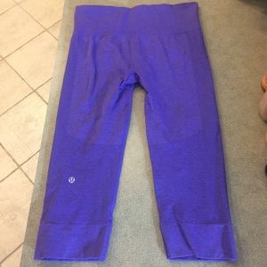 Lululemon cropped running pants