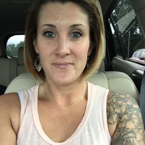 Meet your Posher, Lindsey