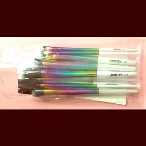 Brand new Rainbow/Spectrum Makeup Brushes!