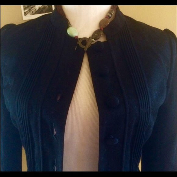 A stylish black jacket by H&M. - Picture 2 of 2