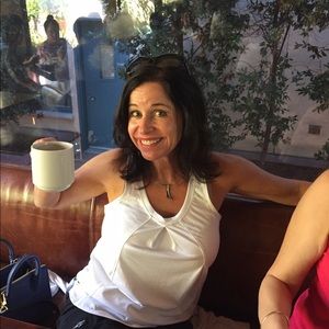 Meet your Posher, Julie