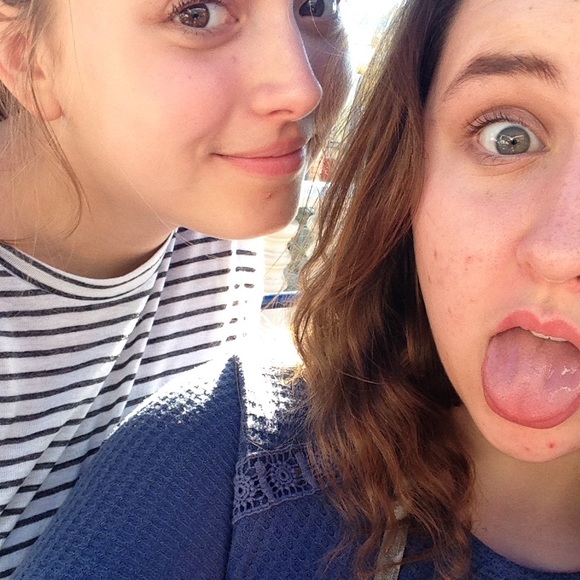 Meet your Posher, Naomi