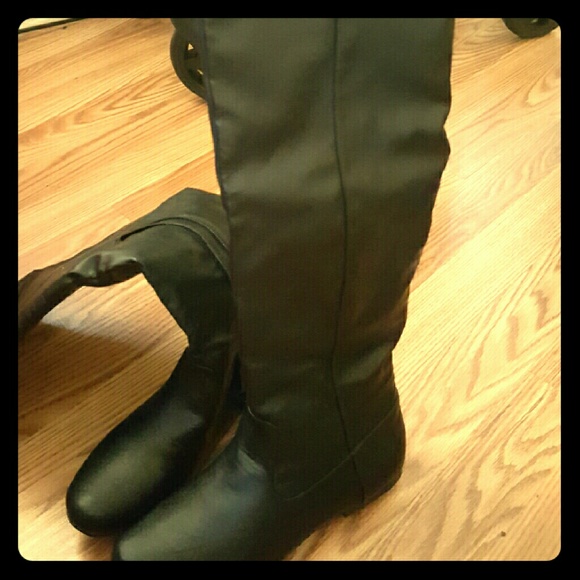 Winter boots