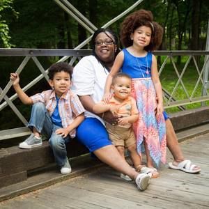 Meet your Posher, Lynette