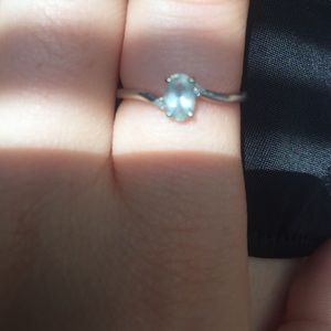 10k white gold promise ring.