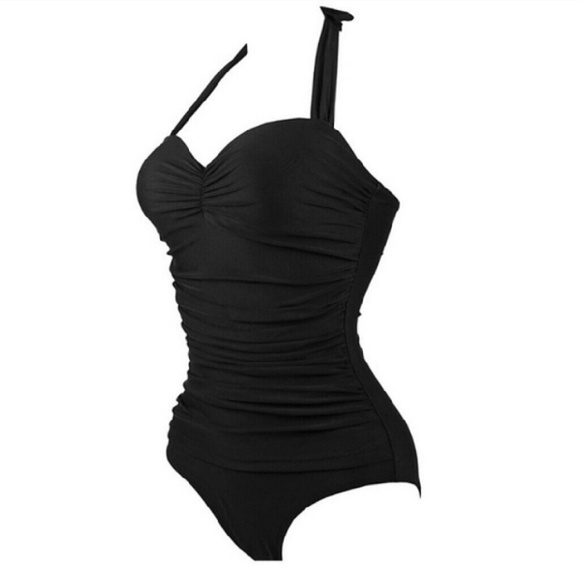 SWIMMSUIT