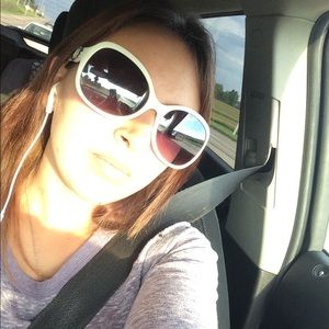 Meet your Posher, Tabitha