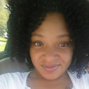 Meet your Posher, Shanetta