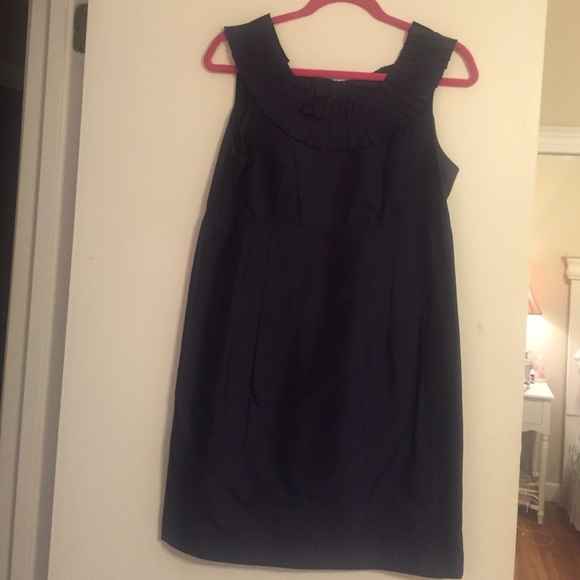 Navy dress size 6