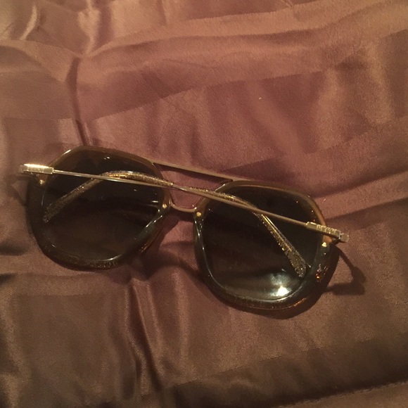 Brand new never worn - Picture 2 of 3