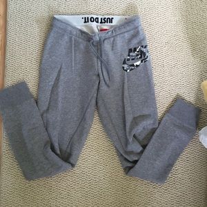 Nike jogger pants- small