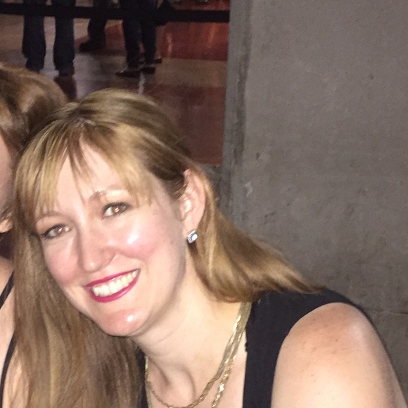 Meet your Posher, Christine