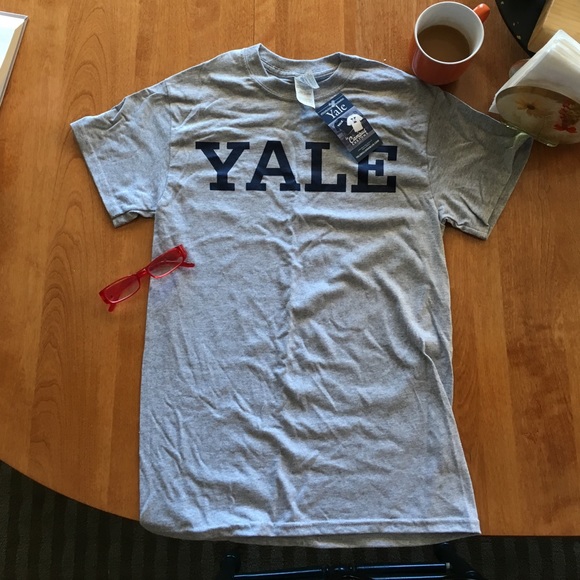 Unisex Yale T-Shirt