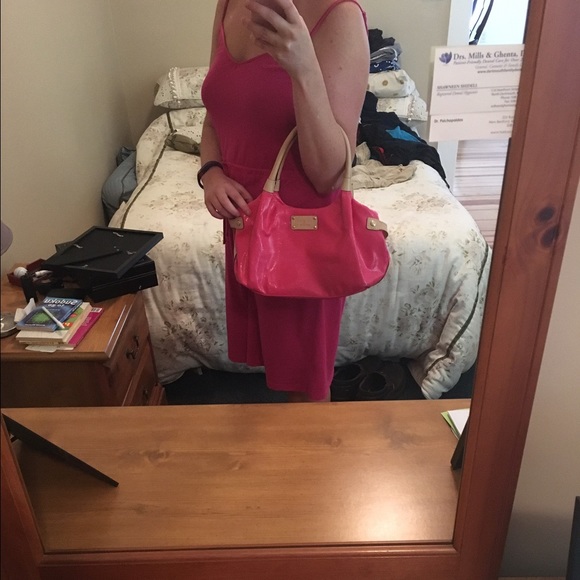 Pink purse - Picture 3 of 9