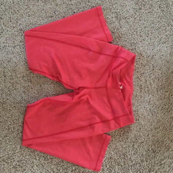 Great red Lululemon Capri pants