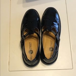Black Oxford shoes