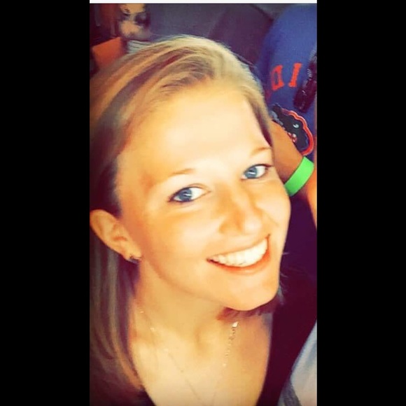 Meet your Posher, Catherine - Picture 1 of 1