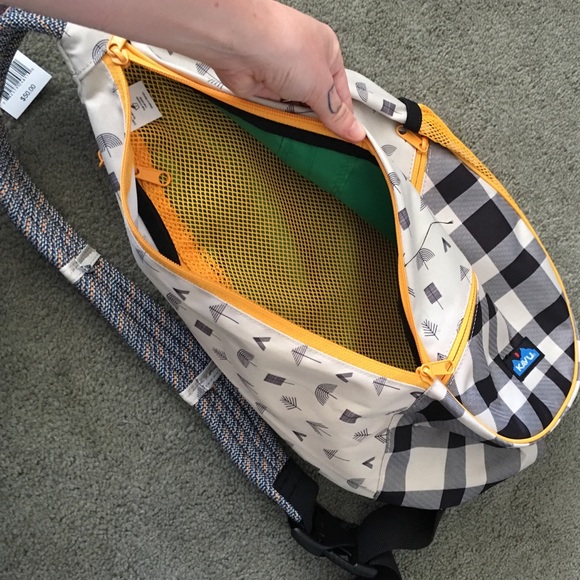 KAVU Paxton Rope Sling Bag NWT Campground pattern - Picture 2 of 4