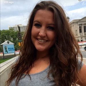 Meet your Posher, Kelly
