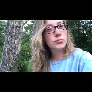 Meet your Posher, Kelsey