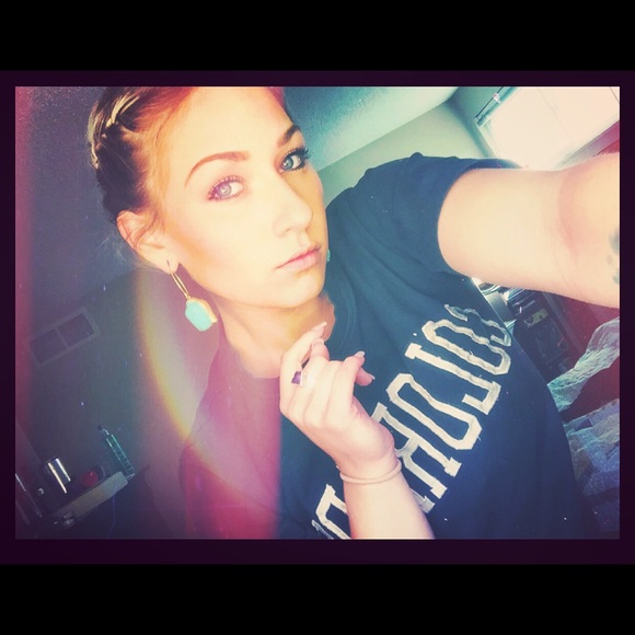 Meet your Posher, Whitney