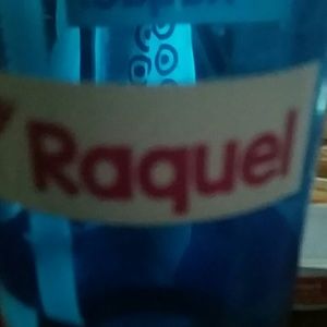 Meet your Posher, Raquel