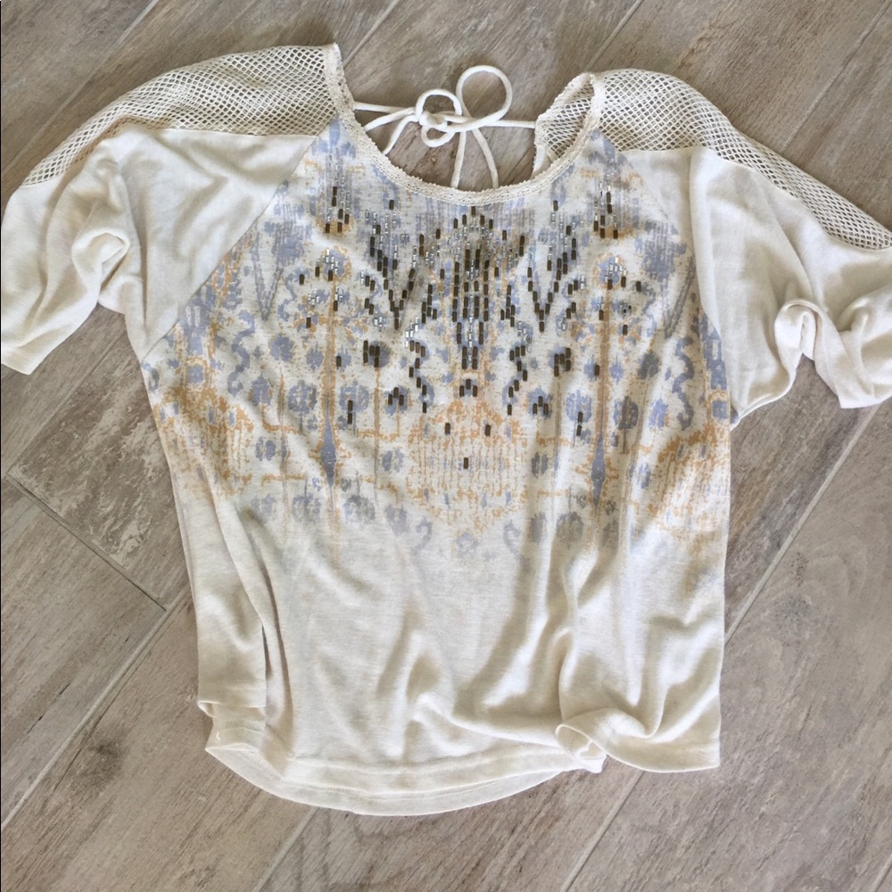 Miss Me Short Sleeve Blouse - Picture 4 of 7