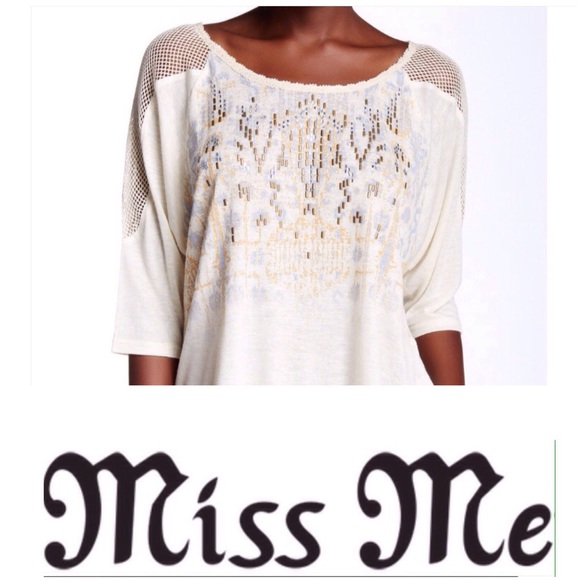 Miss Me Short Sleeve Blouse - Picture 3 of 7