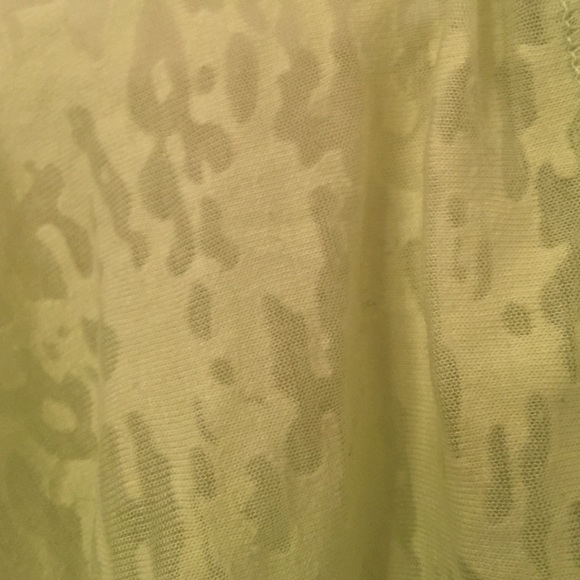 Yellow-green Crop Top - Picture 2 of 3