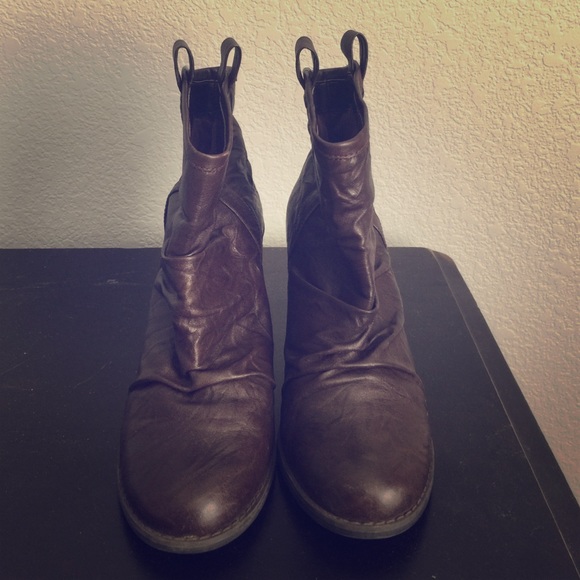 Brown Indigo by Clarks booties